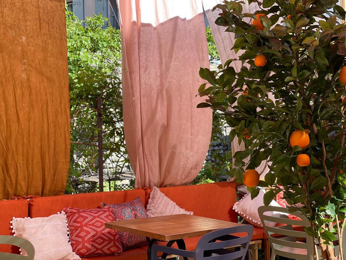 Coco Marco Hotel Nyons Exterior photo