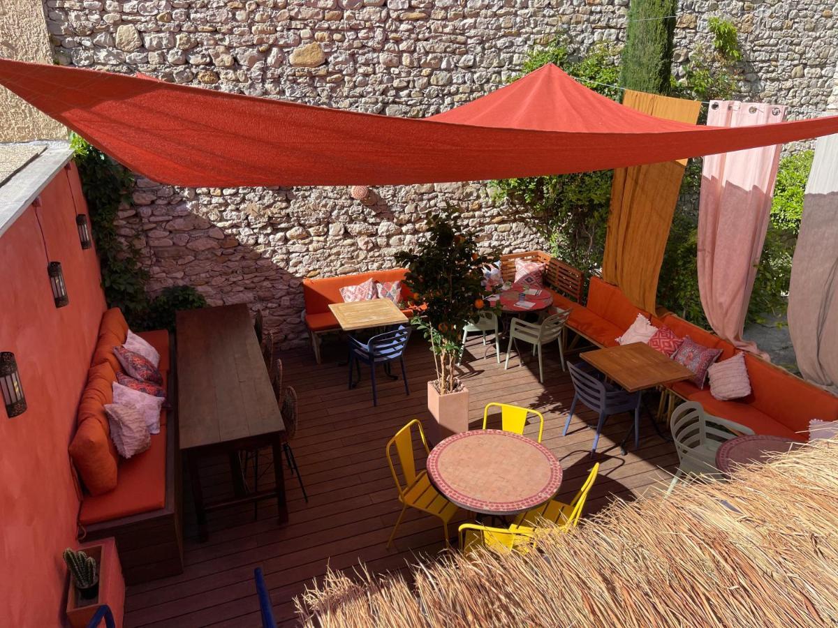Coco Marco Hotel Nyons Exterior photo